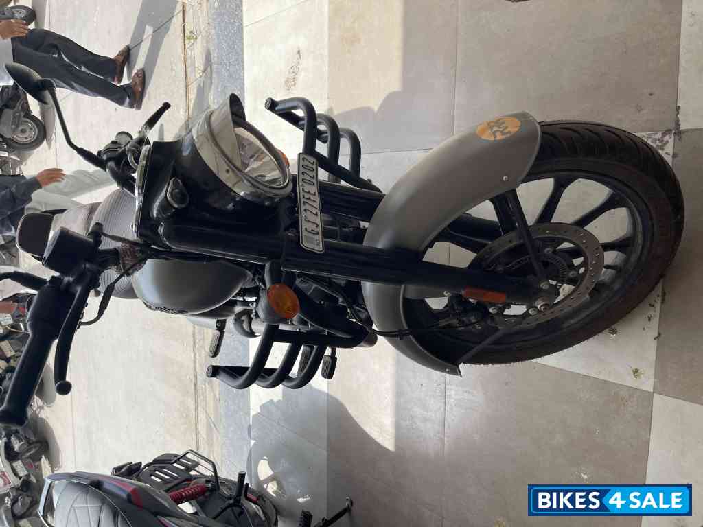 Royal Enfield Classic Gunmetal Grey Royal Enfield Classic Gunmetal Grey