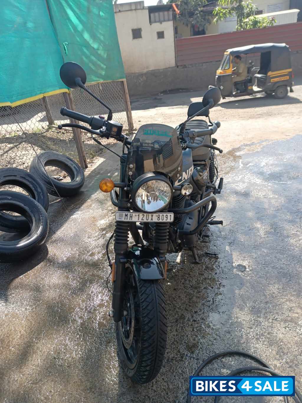 Royal Enfield Hunter 350 Metro