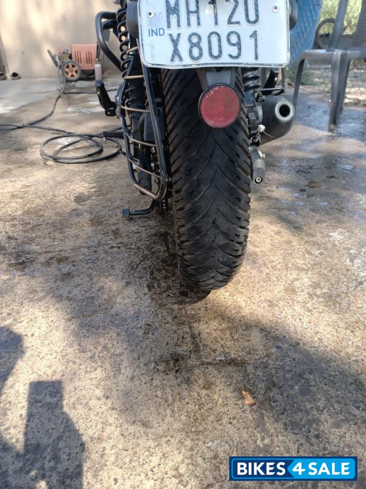 Royal Enfield Hunter 350 Metro