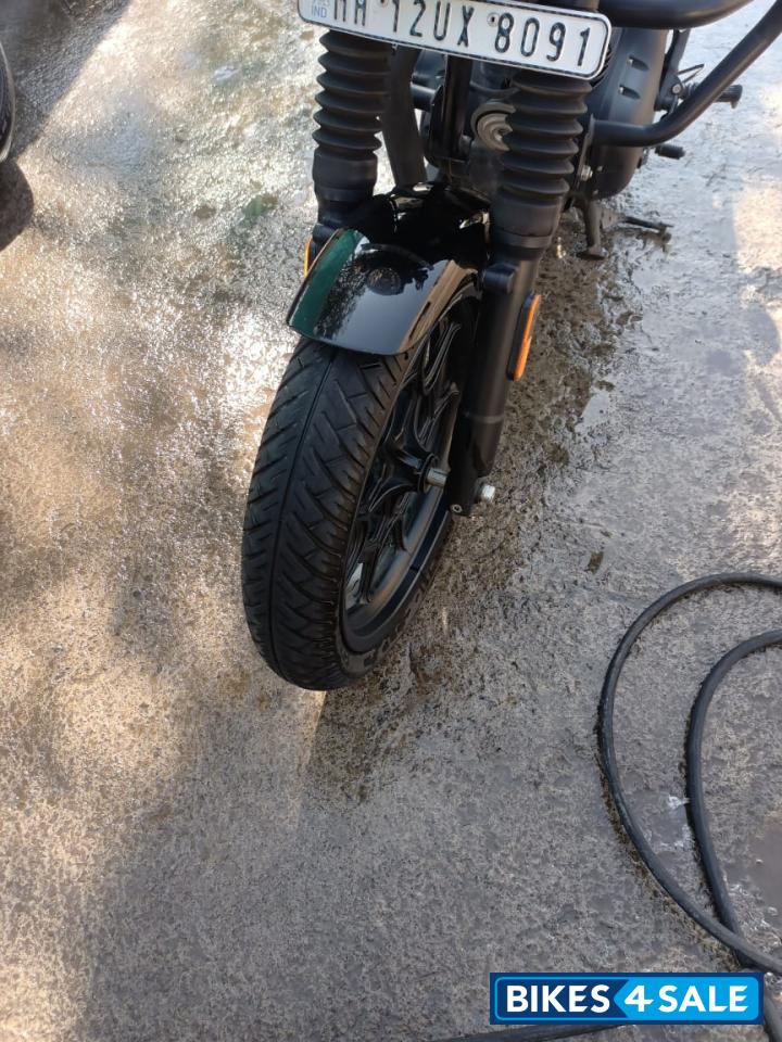 Royal Enfield Hunter 350 Metro