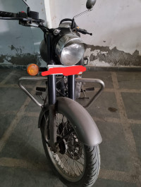 Gun Metal Grey Royal Enfield Classic Gunmetal Grey
