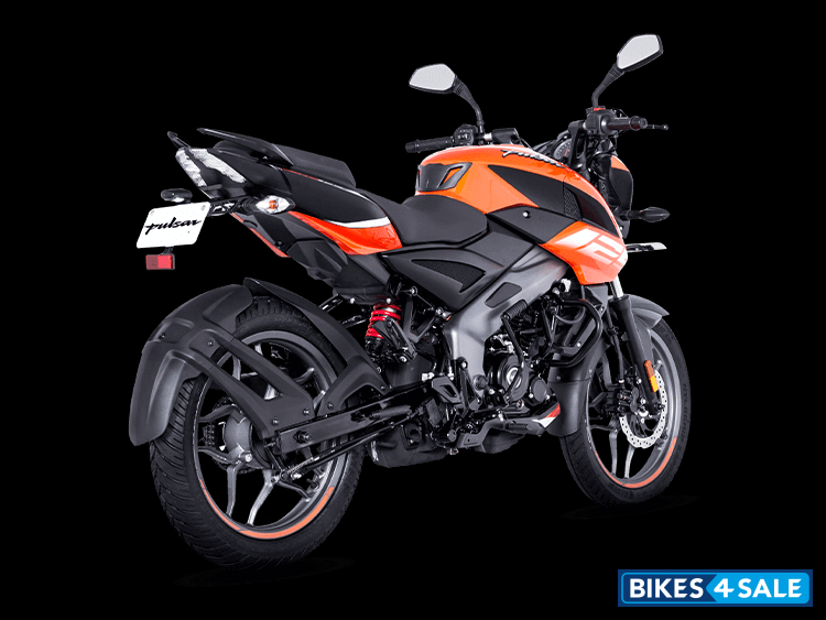 Orange Bajaj Pulsar NS 125
