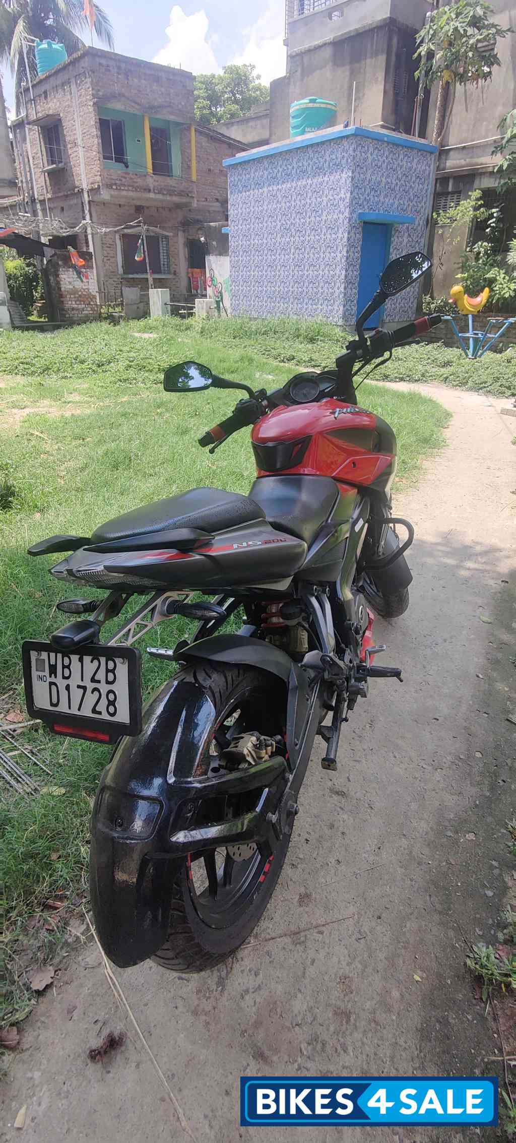 Bajaj Pulsar 200 NS