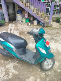 Blue Yamaha Fascino