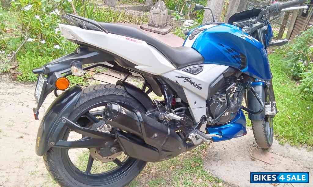 Blue And White TVS Apache RTR 160 4V