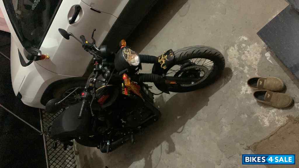 Royal Enfield Hunter 350 Retro