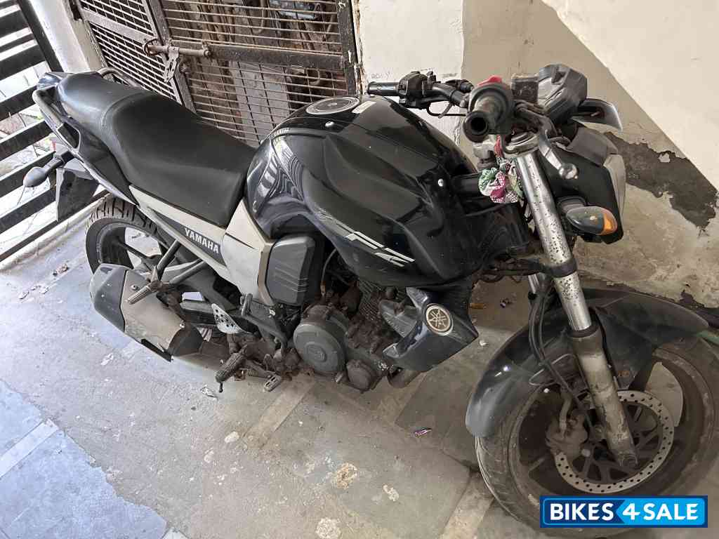 Yamaha FZ16