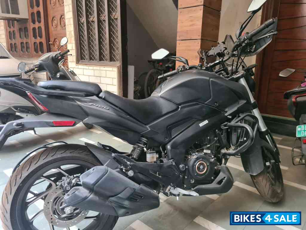 Black Bajaj Dominar 400 ABS BS6