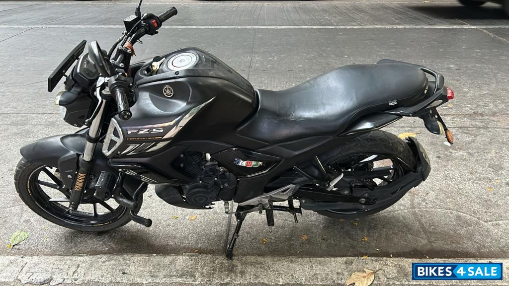 Yamaha FZ-S