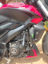 Red Bajaj Dominar 250