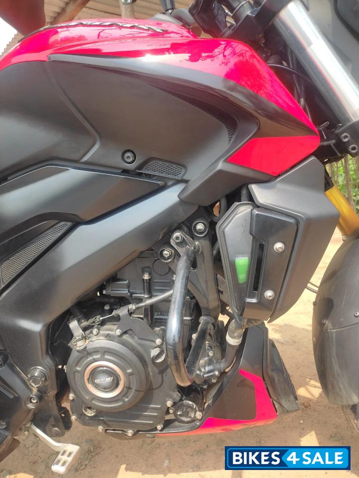 Red Bajaj Dominar 250