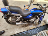 Bajaj Avenger 200 DTS-i