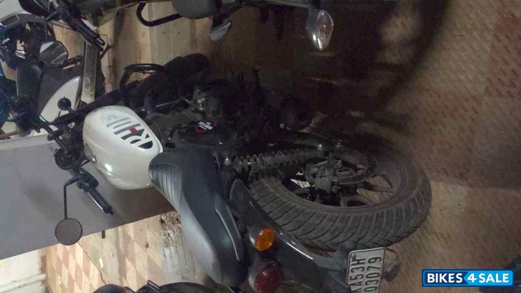 Royal Enfield Hunter 350 Metro