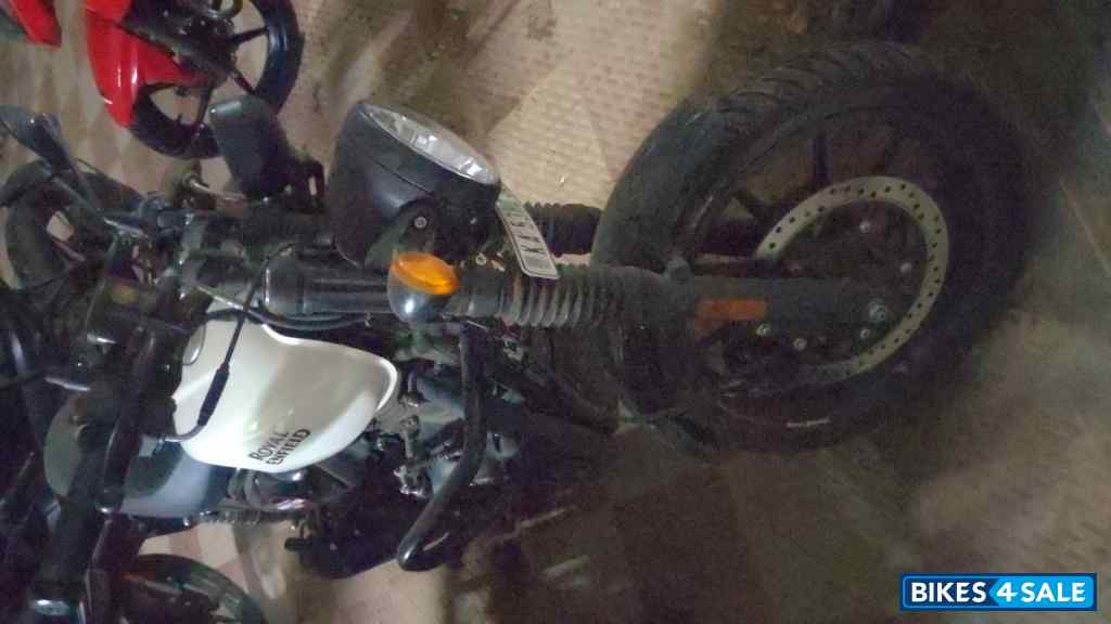 Royal Enfield Hunter 350 Metro