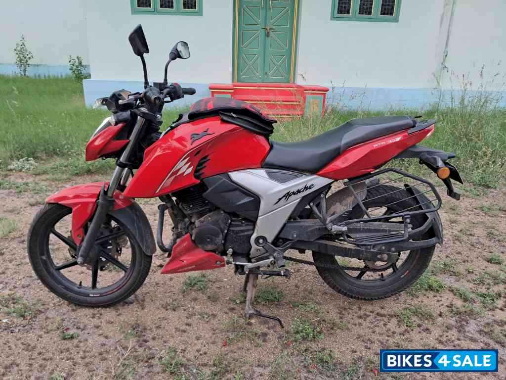 Racing Red TVS Apache RTR 160 4V BS6