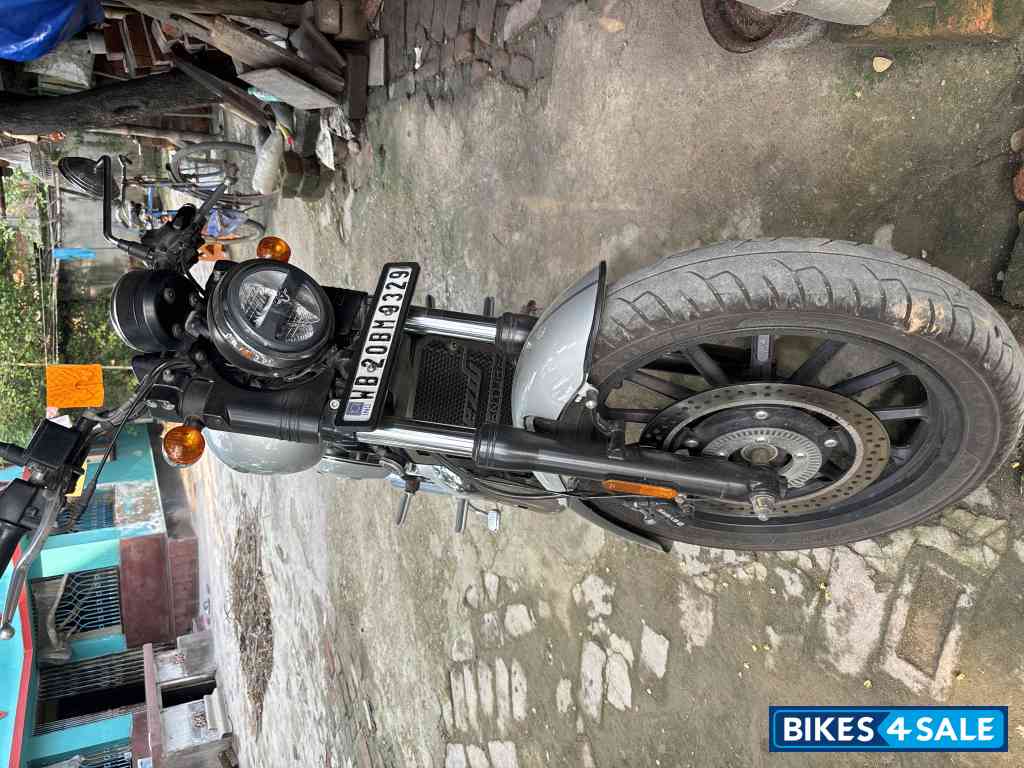 Chrome Yezdi Roadster Chrome Chrome Yezdi Roadster Chrome