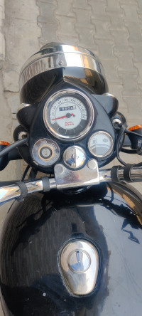 Royal Enfield Classic Stealth Black 2021 Model