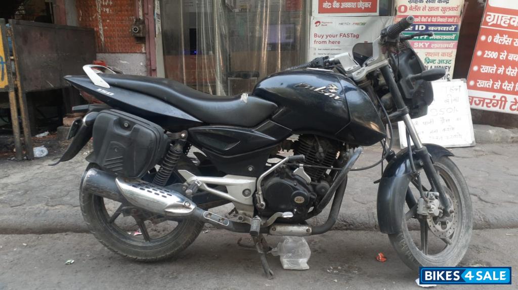 Black Bajaj Pulsar 150 DTSi