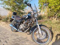 Bajaj Avenger 220 DTS-i