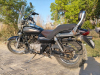 Bajaj Avenger 220 DTS-i