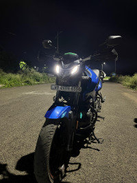 Blue And Black Hero Xtreme 160R