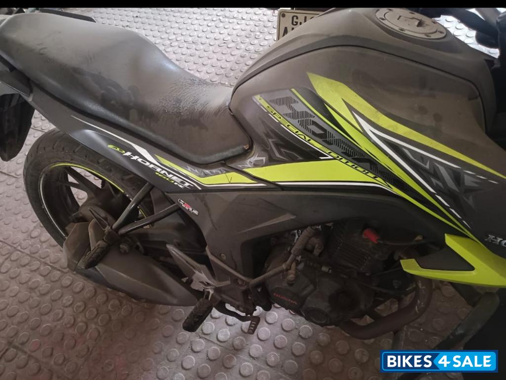 Honda CB Hornet 160R