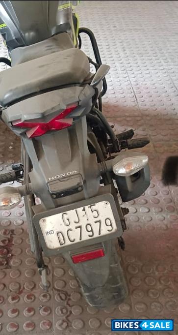 Honda CB Hornet 160R