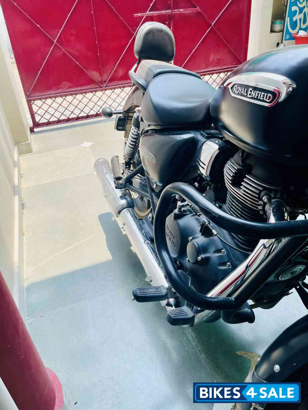 Royal Enfield Meteor 350 Stellar