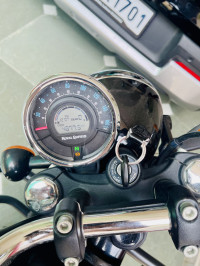 Royal Enfield Meteor 350 Stellar