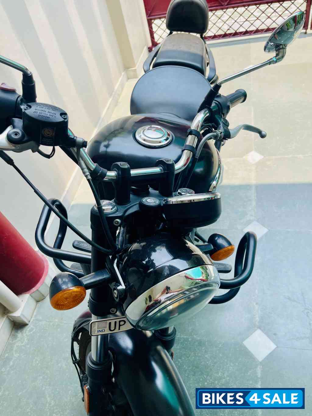 Royal Enfield Meteor 350 Stellar