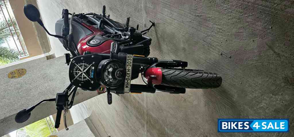 Red Benelli Leoncino 500 BS6