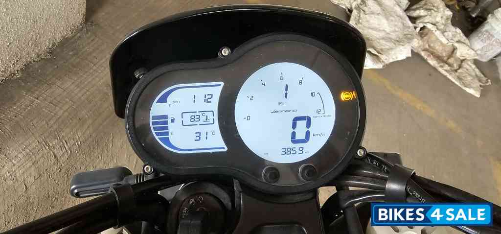 Red Benelli Leoncino 500 BS6