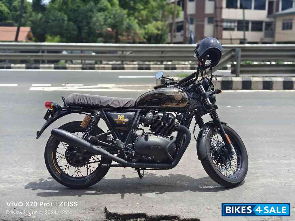 Mirror Black Royal Enfield Interceptor 650 120th Year Anniversary Edition