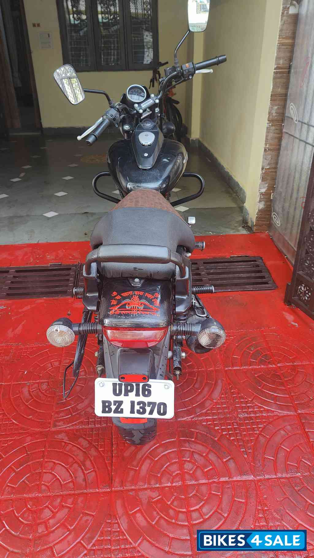 Bajaj Avenger Street 180