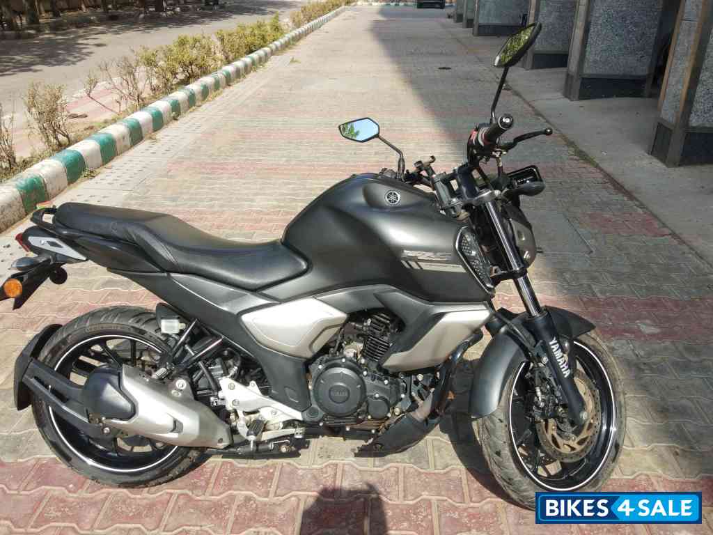 Matt Black Yamaha FZ-S FI V3 BS6