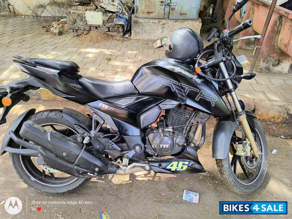 TVS Apache RTR 200 4V