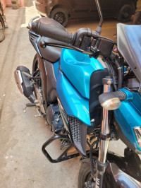 Yamaha FZ25