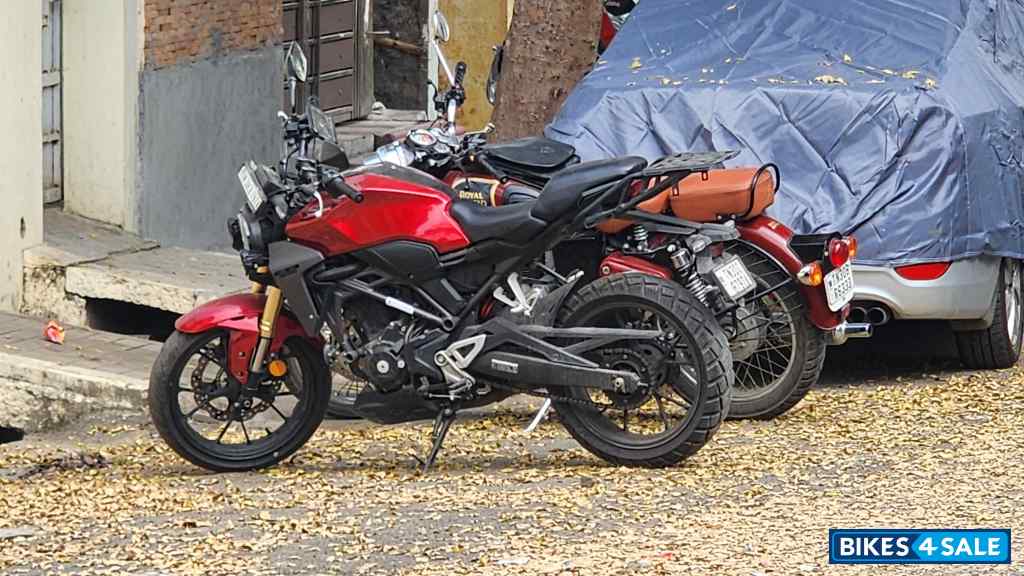 Honda CB300R