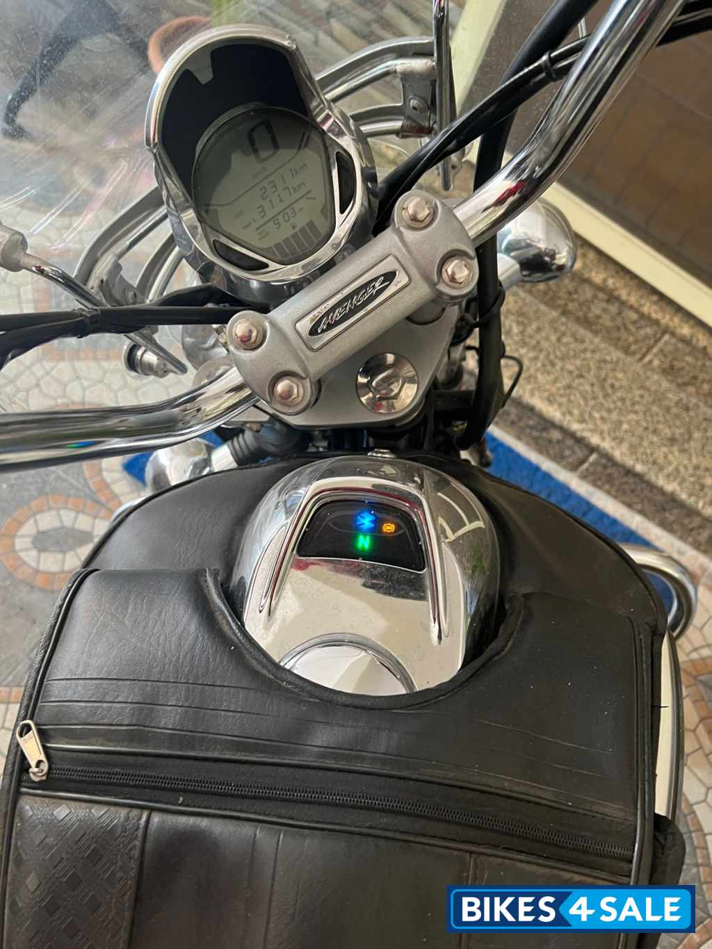 Bajaj Avenger Cruise 220