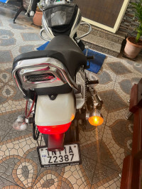 Bajaj Avenger Cruise 220