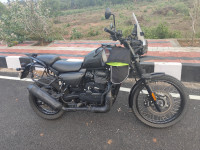 Yezdi Adventure Matte