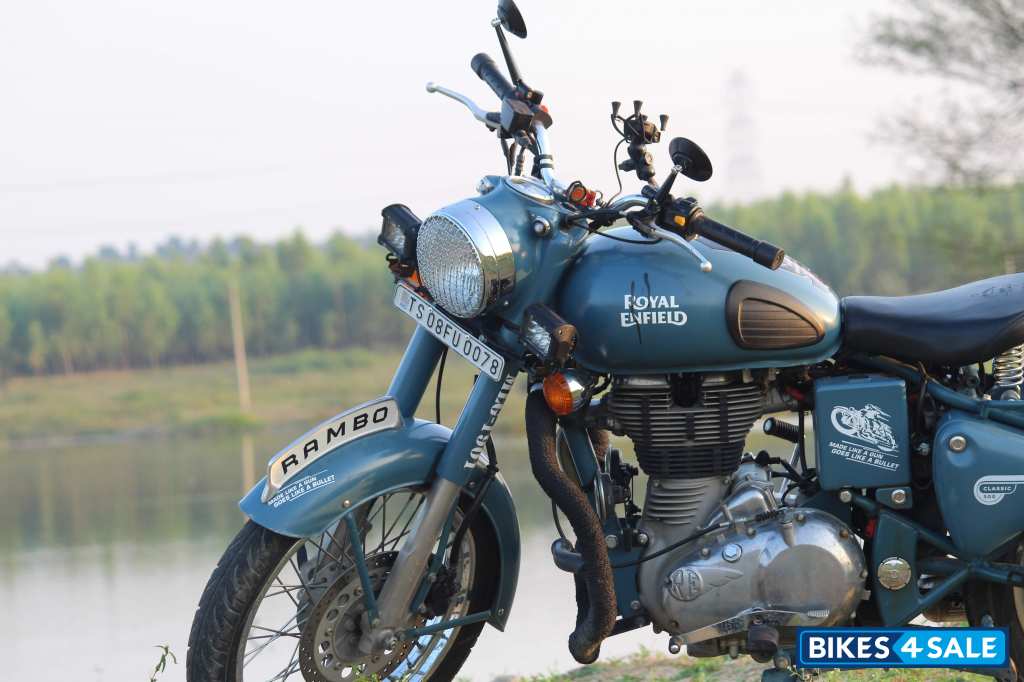 Blue Royal Enfield Classic Squadron Blue Blue Royal Enfield Classic Squadron Blue