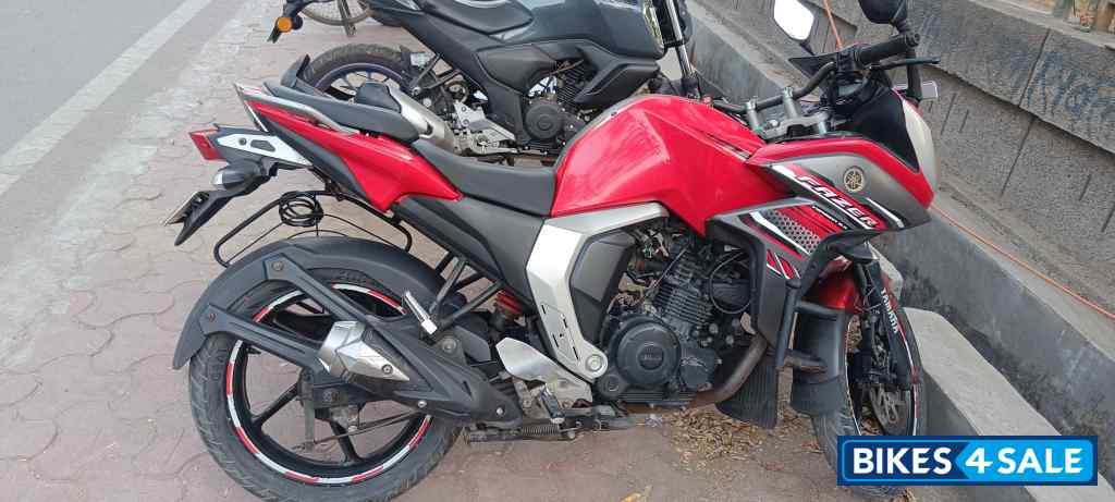 Yamaha Fazer FI V2