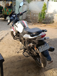 White TVS Apache RTR 160 4V BS6