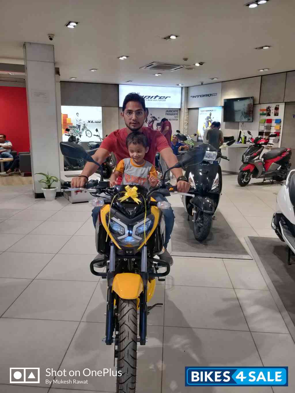 Yellow TVS Raider Split Seat