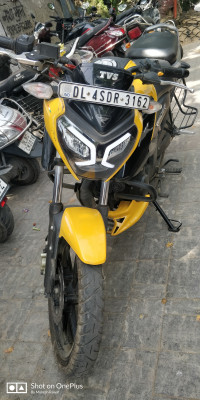 Yellow TVS Raider Split Seat