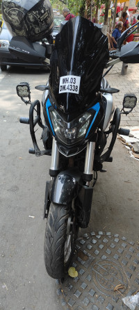 Black Silver Bajaj Dominar 250