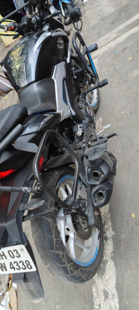 Black Silver Bajaj Dominar 250