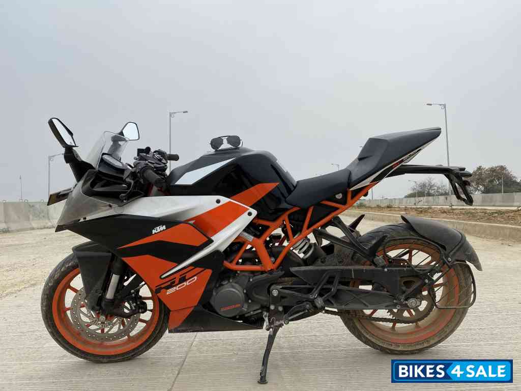 KTM RC 200 2020