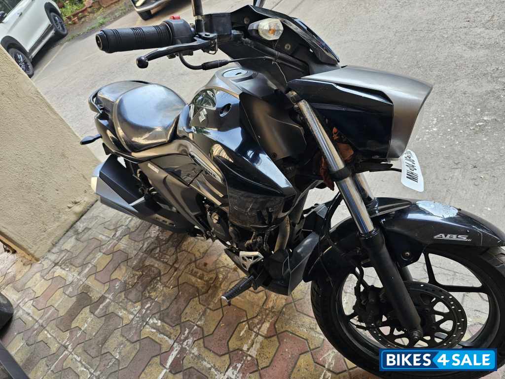 Black Suzuki Intruder 150